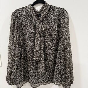 LOFT Black and White Floral Blouse
